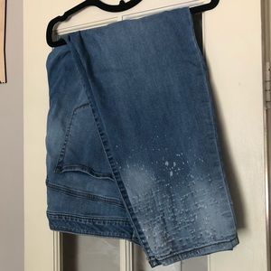 Ava & Viv Distressed Jeggings 👖 26W